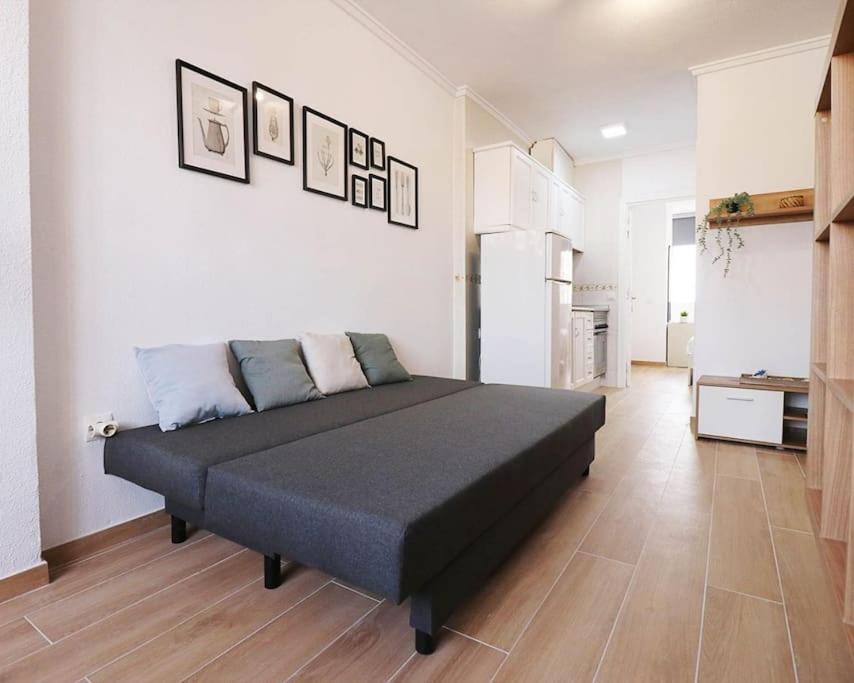 Brand New Apartment. 400 Meters Best Beach Торевиеха Екстериор снимка
