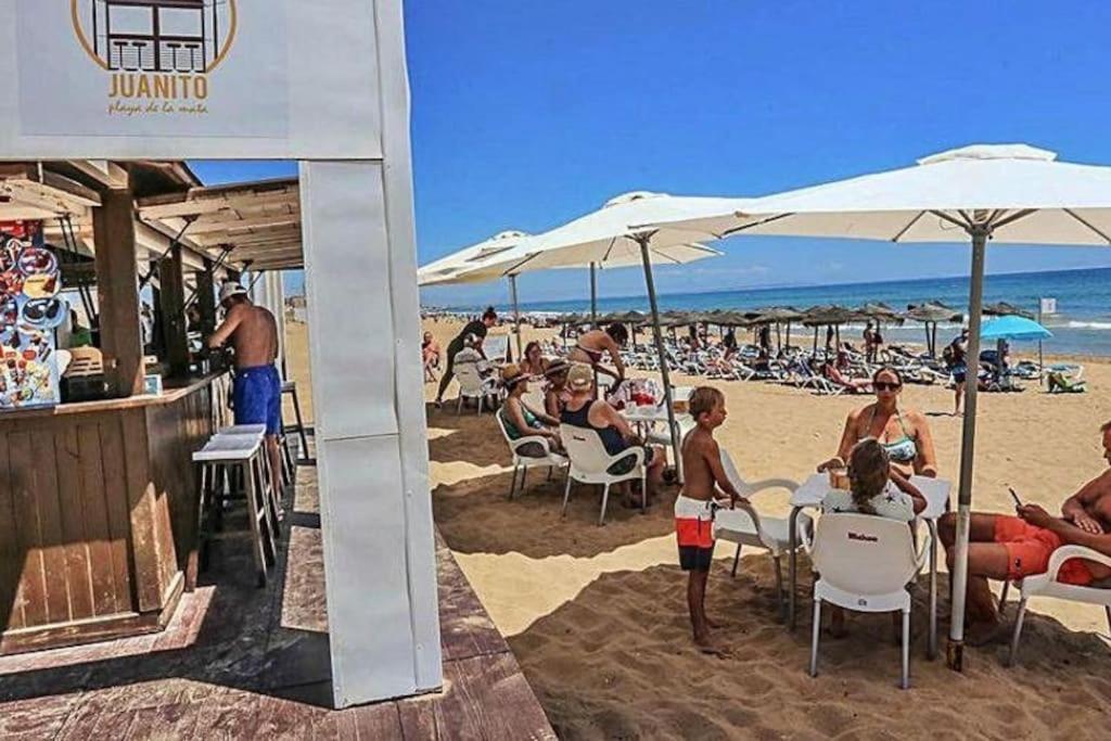 Brand New Apartment. 400 Meters Best Beach Торевиеха Екстериор снимка