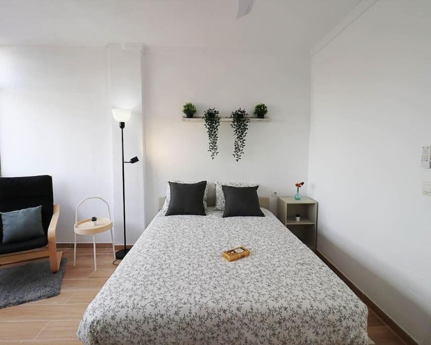 Brand New Apartment. 400 Meters Best Beach Торевиеха Екстериор снимка