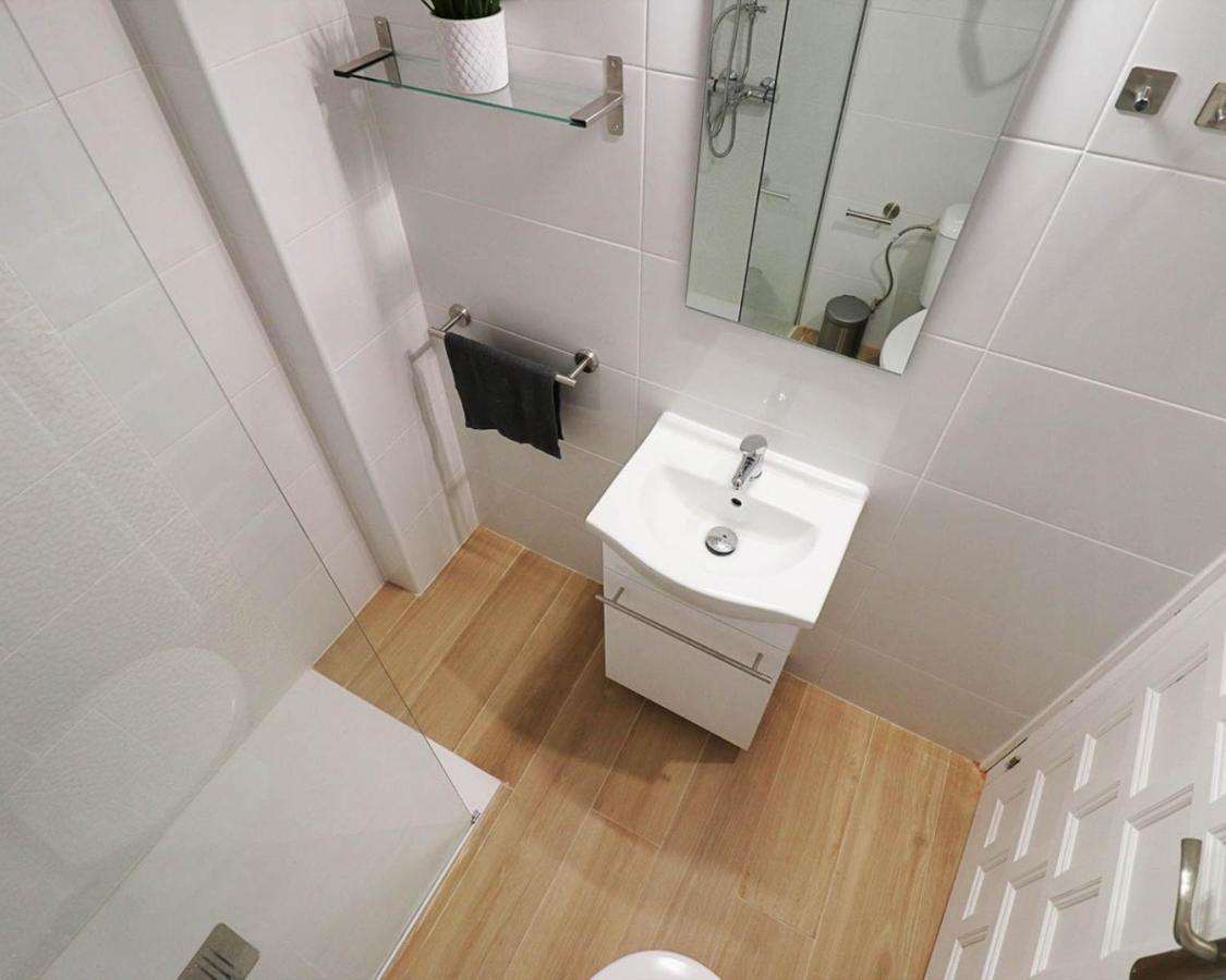 Brand New Apartment. 400 Meters Best Beach Торевиеха Екстериор снимка